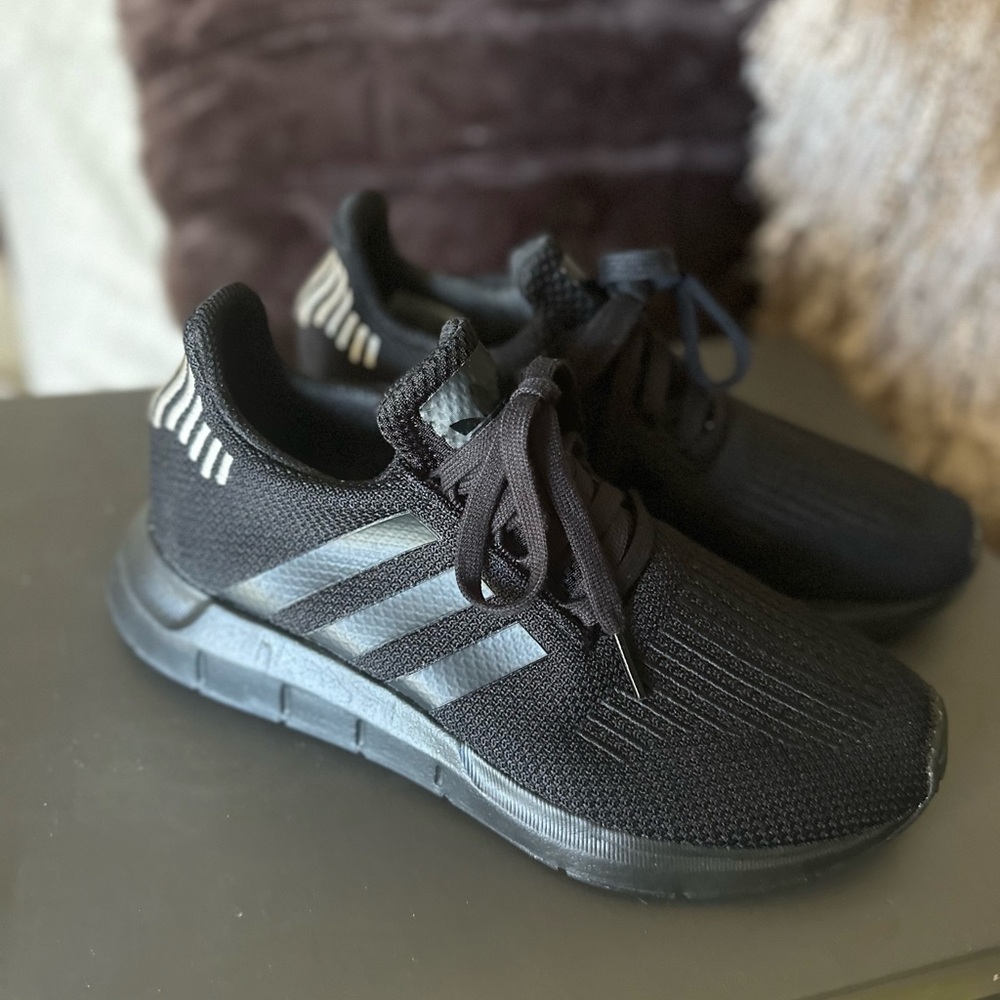 Adidas womans Black and Gray Sneakers